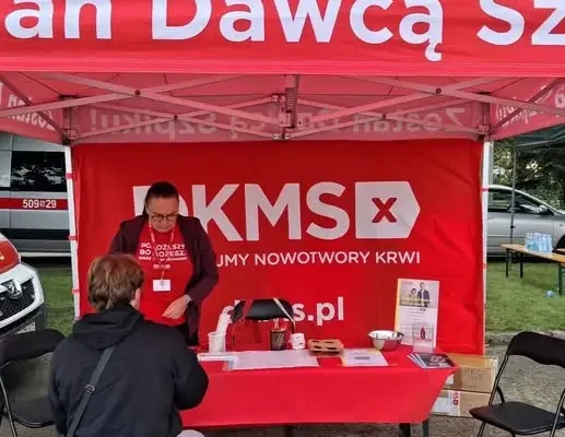 Sylwia, Magda i Karol zarejestrowali 6 dawców szpiku podczas zawodów strażackich w Częstochowie