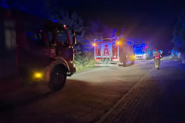 Akcja służb na ul. Gomoliszewskiego w Częstochowie – trwa pomoc poszkodowanemu