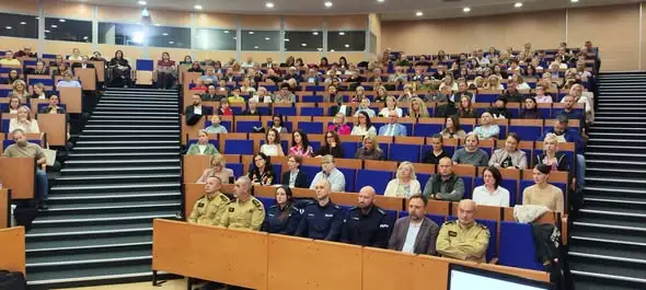 Strażacy i policja szkolili dyrektorów szkół z Częstochowy i powiatu