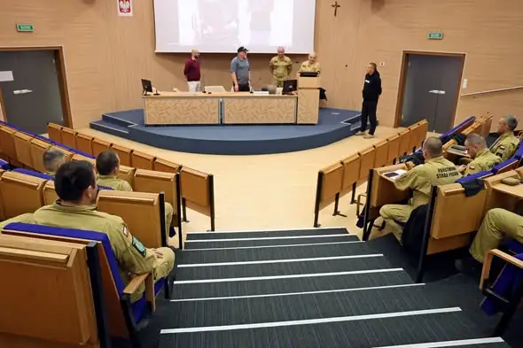 Strażacy z czterech województw szkolili się w Częstochowie z wentylacji taktycznej PPV