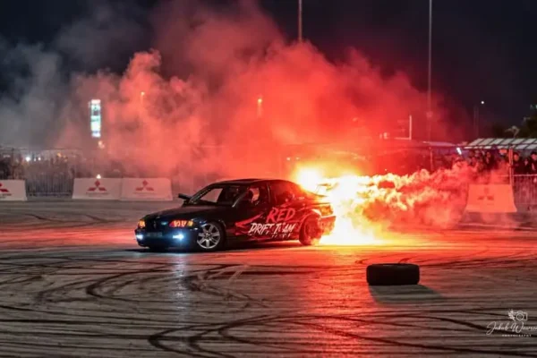 Drift Cars w M1 Częstochowa: emocje, hałas i dyskusja o granicach miejskich imprez