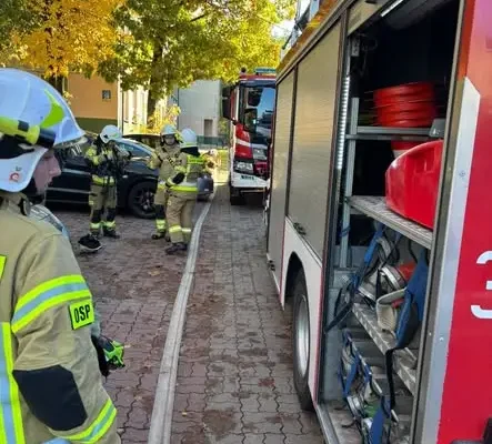 Ćwiczenia strażackie z ewakuacją w ZSP nr 19 w Częstochowie
