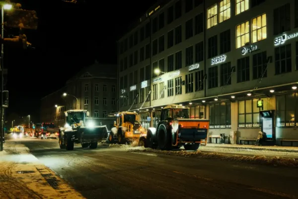 Nocne usuwanie banerów referendalnych w Częstochowie – Komitet Referendalny protestuje